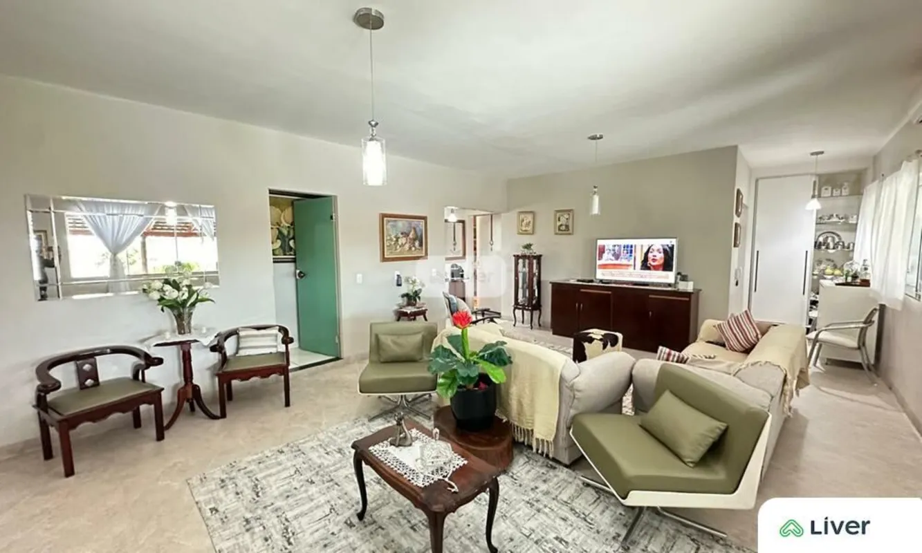 Casa de 02 Quartos para locação no Setor Pauzanes – Rio Verde\/GO? Detalhes do I...