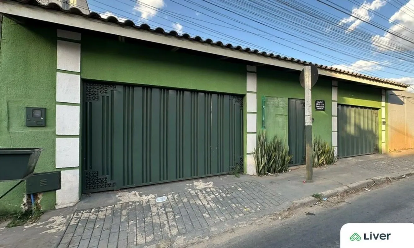 ?? Casa espetacular disponível para uso comercial (com possibilidade de negociaç...