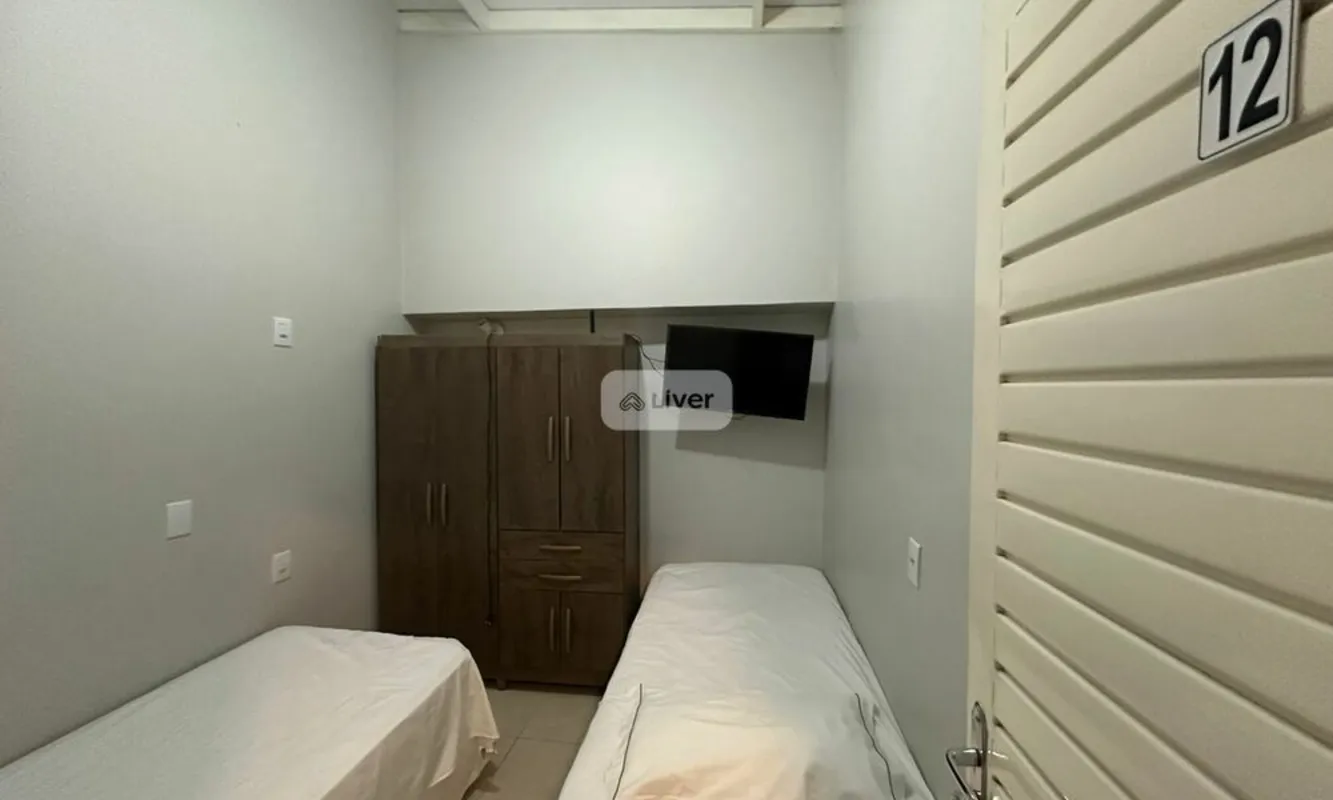 ??? Quarto para Locação – Praticidade na Melhor Localização!Se você busca econom...