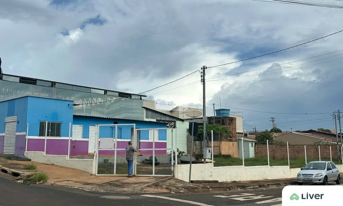 Imóvel Comercial na Avenida Dr. GordonÓtima oportunidade para o seu negócio em l...