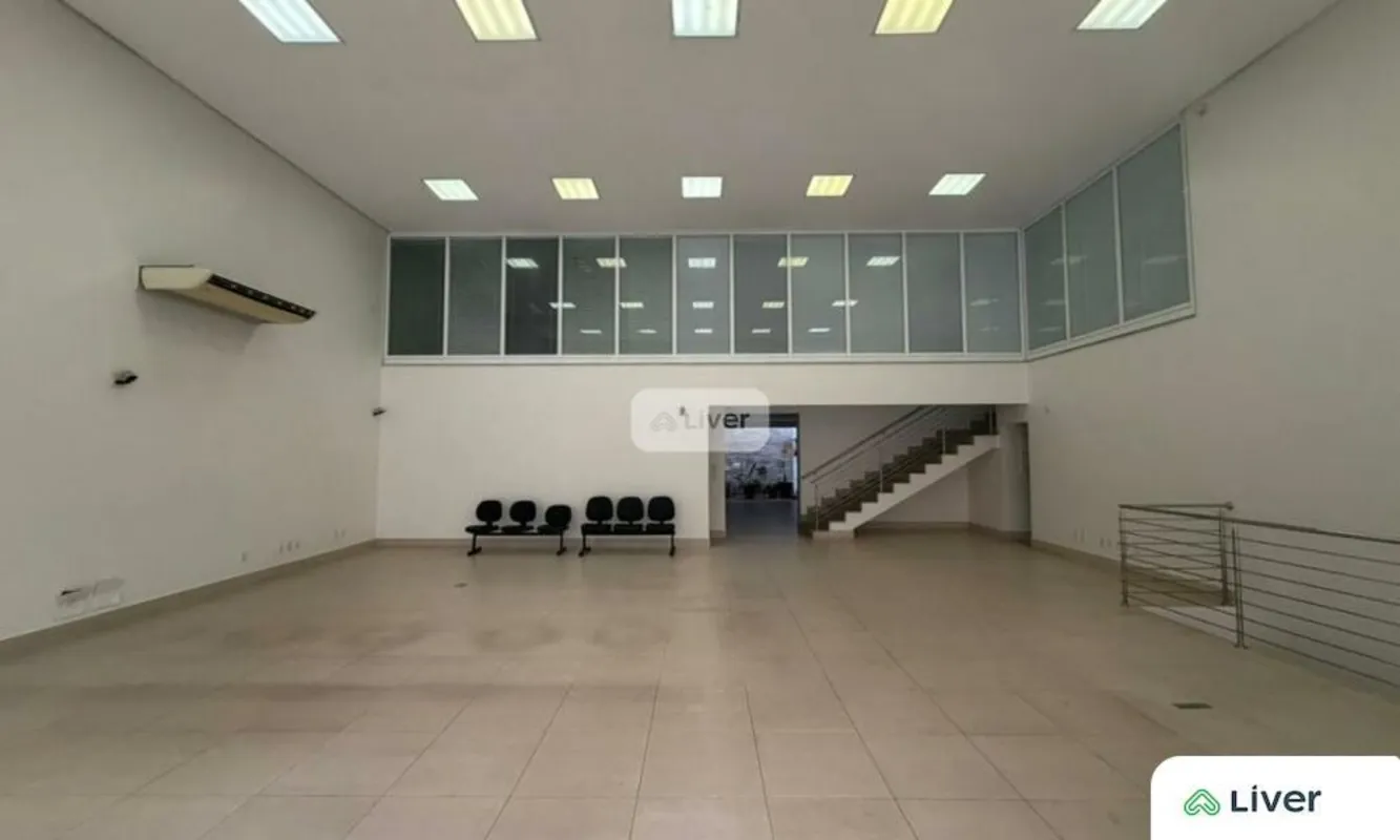 Prédio Comercial 850m² na Rua T-53 – Fachada Imponente | 16 Vagas | Estrutura Co...