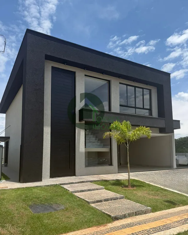 Jardins Porto – Senador CanedoLote com 312,08m²Área construída de 221,59m²Casa c...