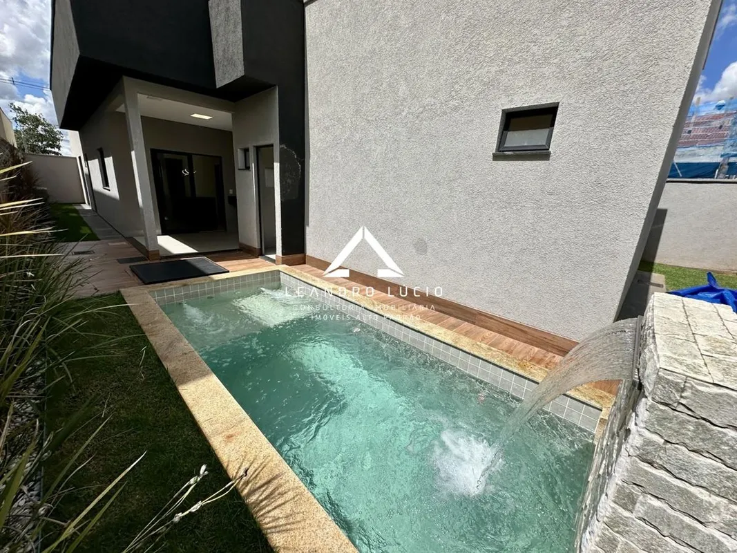 Casa de Alto Padrão à Venda no Alphaville 1 Senador Canedo Residência exclusiva ...