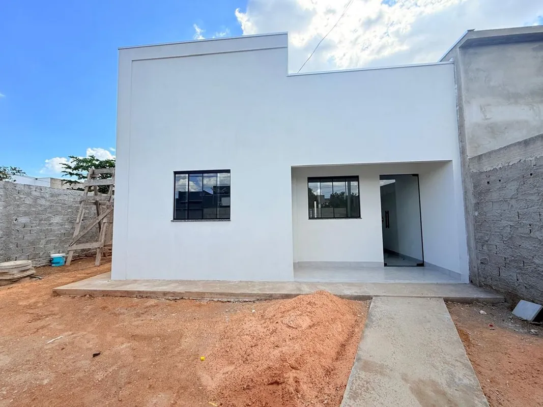 ?? Seu novo lar no Buritis III!Localizado em uma região estratégica, com fácil a...