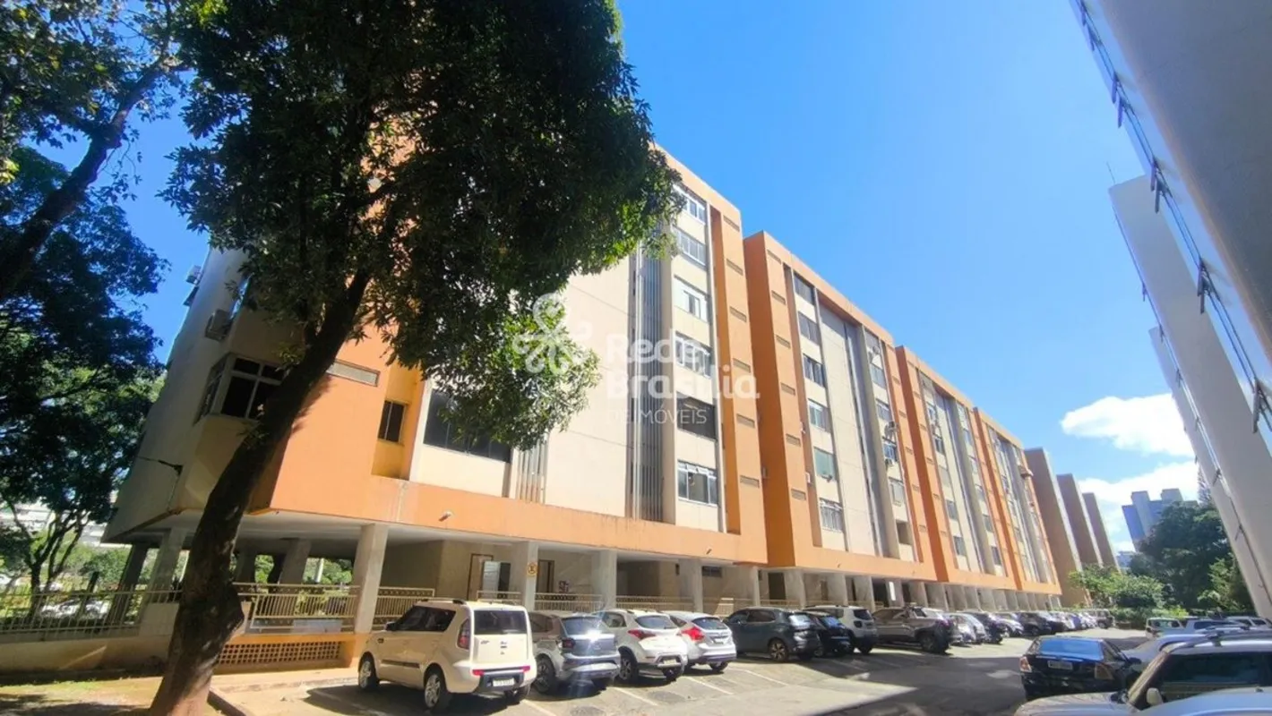 SQS 203 BLOCO J APTO 507 ASA SUL Destaque: Localizado em uma das quadras mais tr...