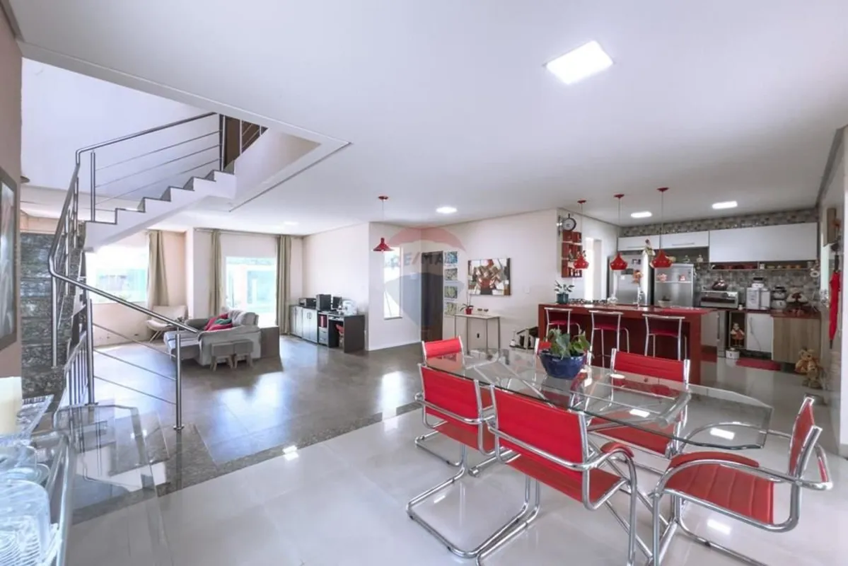 Refúgio Contemporâneo: Conforto e Elegância no Alto da Boa VistaPara quem busca ...