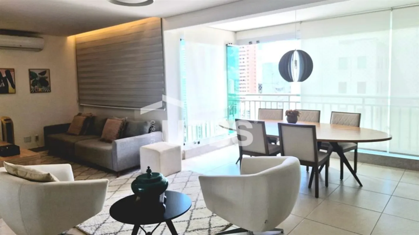 COD U-0031524 - LE QUARTIERExcelente apartamento MOBILIADO à venda, localizado n...