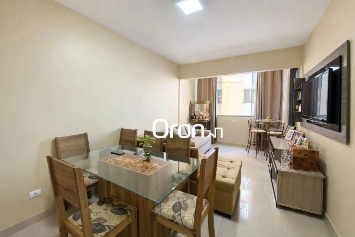 CÓDIGO DO IMÓVEL: AP7288Equipado e mobiliadoLOCALIZAÇÃO:Próximo à Praça Universi...