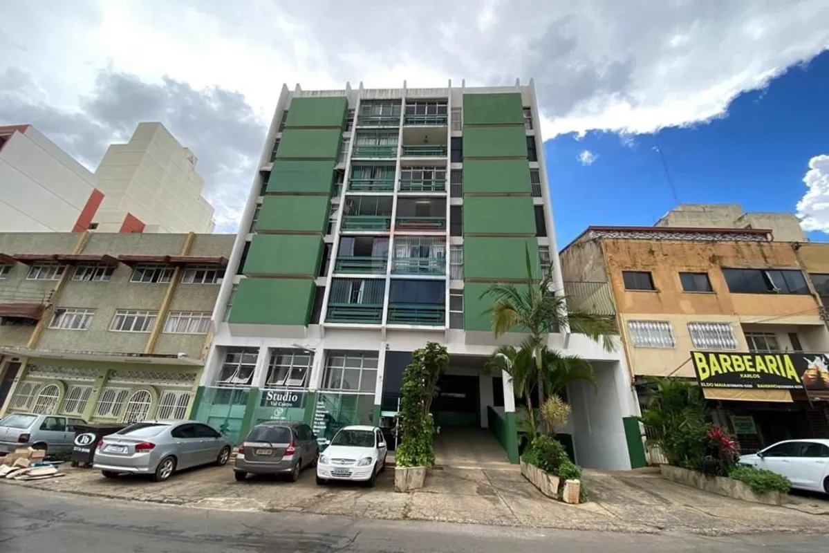 APARTAMENTO 3 QUARTO, RESIDENCIAL AMBASSADORImóvel situado no Residencial Ambass...