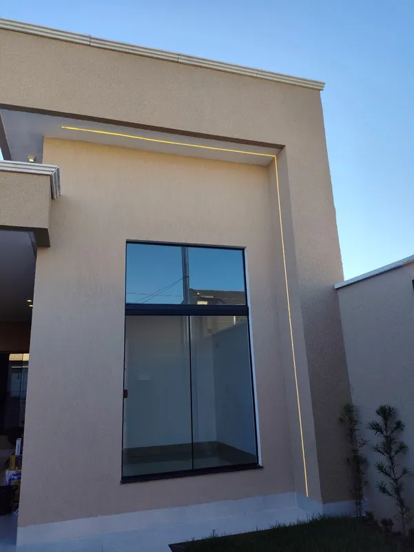 EXCLUSIVIDADE, SOFISTICAÇÃO E CONFORTO EM UM SÓ LUGAR Se você busca uma casa mod...