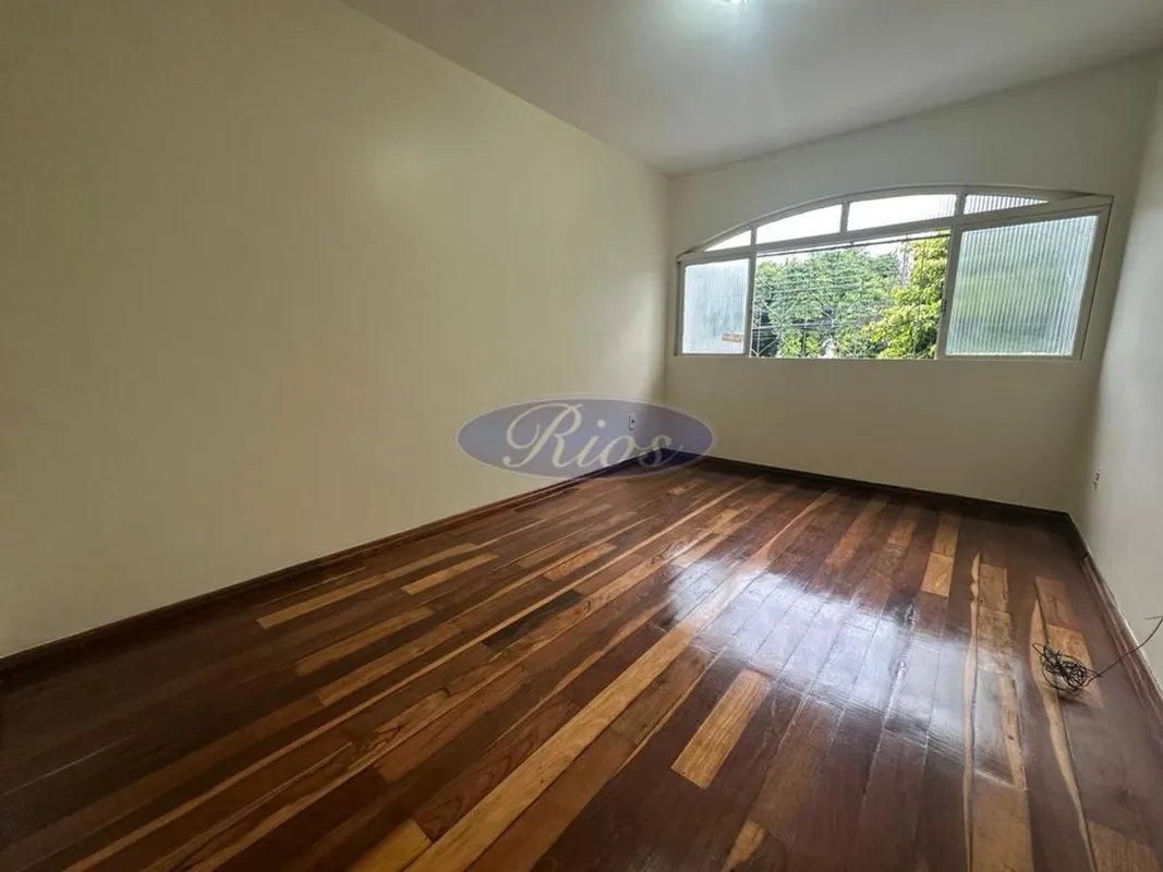 Rios Imóveis Vende apartamento de 2 Quartos na Segunda Avenida do Núcleo Bandeir...