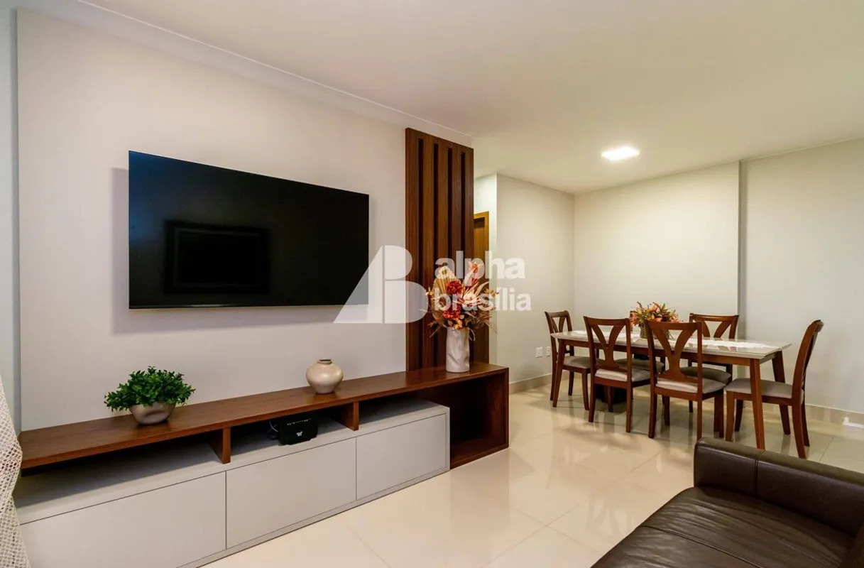 Na dúvida entre morar em Águas Claras ou no Guará, Sr. João e Sra Marcia resolve...