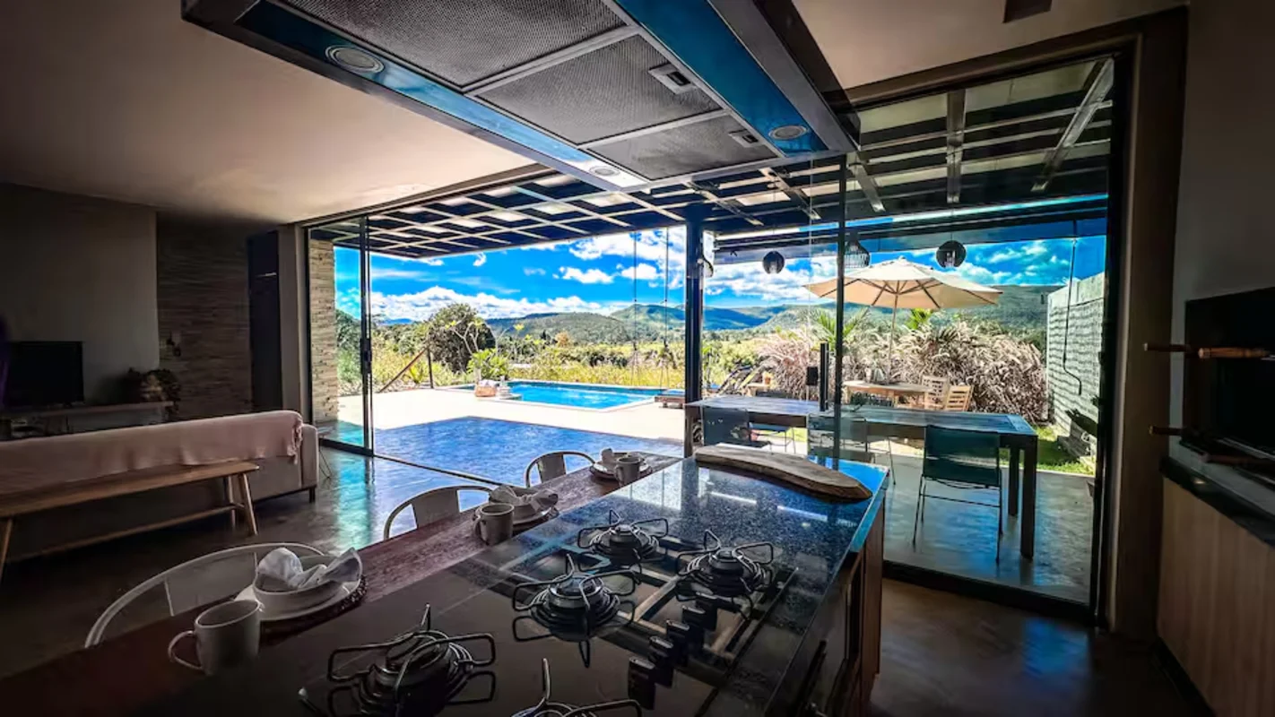 Bela Casa no Vale Azul – Chapada dos Veadeiros - Faturamento de 20K/mensal.Local...