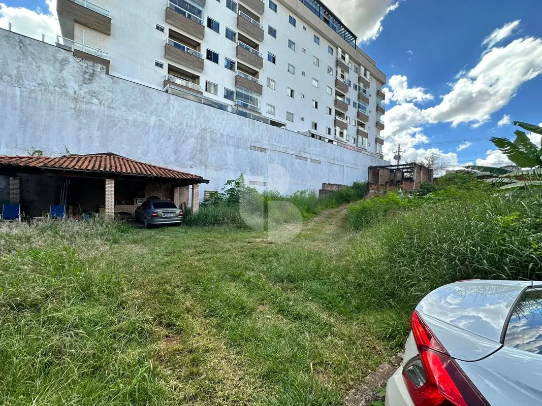 OPORTUNIDADE PARA INVESTIDORES – VICENTE PIRES SHVP Rua 04 – localização estraté...