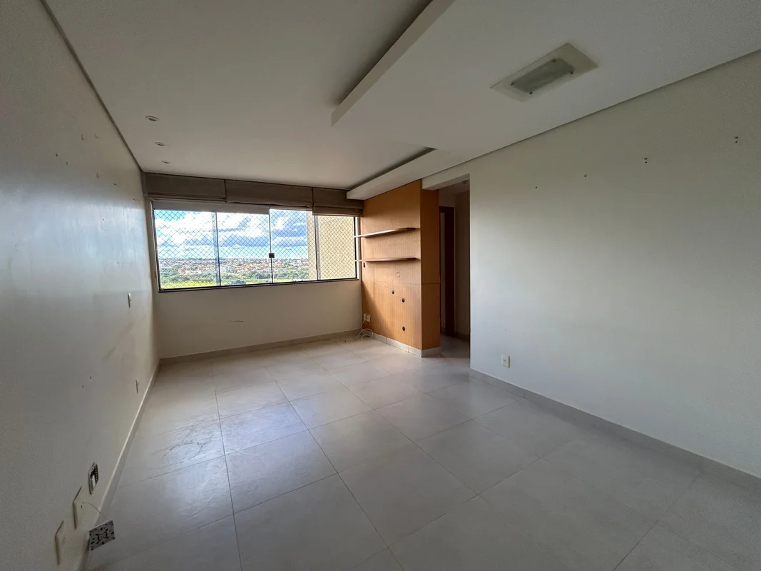 Vista espetacular, próximo a nova saída de Aguas Claras, muito bem localizado na...