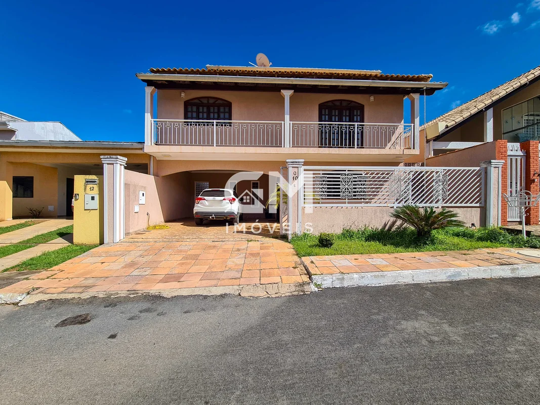 A GM Imóveis vende excelente casa no Condomínio Jardim Europa II. Imóvel amplo, ...