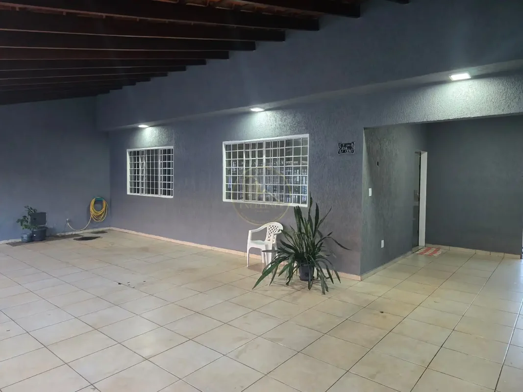 Excelente casa térrea em ótima localização do Gama (NÃO TEM LAJE)3 quartos sem s...