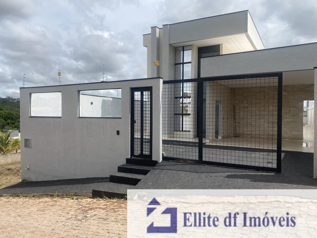 CASA DE ALTO PADRÃO À VENDA – QD 03 CONJ 03 PARK WAY | ARNIQUEIRAS – DFPróximo à...