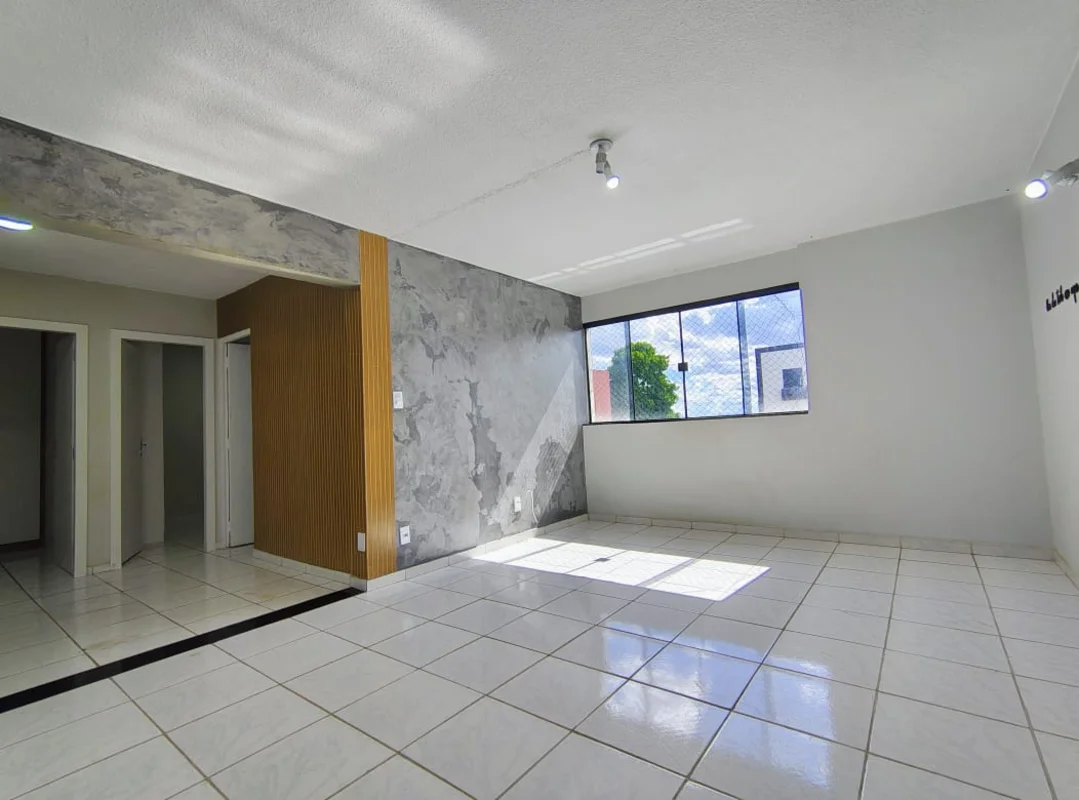 Julisce Alencar Assessoria Imobiliária vende...EXCELENTE APARTAMENTO DE 62m² — C...