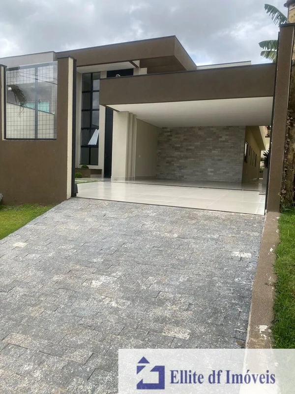 R$ 1.150.000CASA DE ALTO PADRÃO À VENDA – ARNIQUEIRAS/DFACEITA PERMUTA POR IMÓVE...