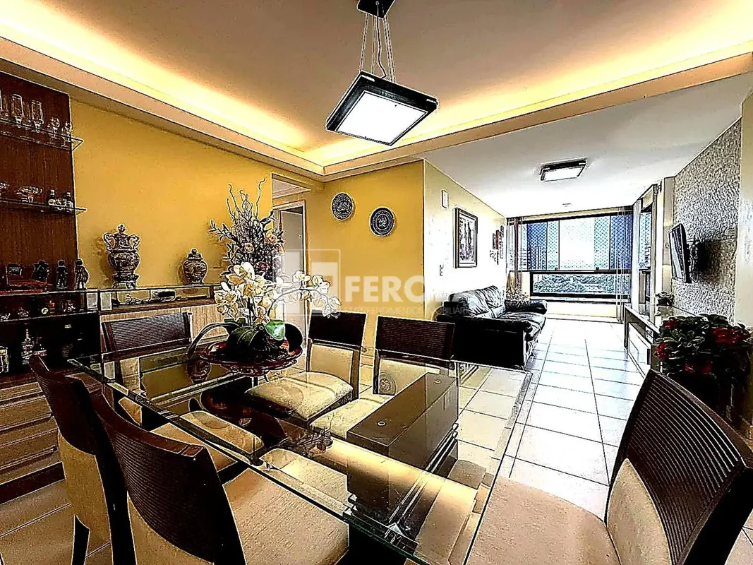 FEROLA A MAIS ACESSADA DE BRASILIA, VENDE COM EXCLUSIVIDADE:- 94 m2 de área priv...