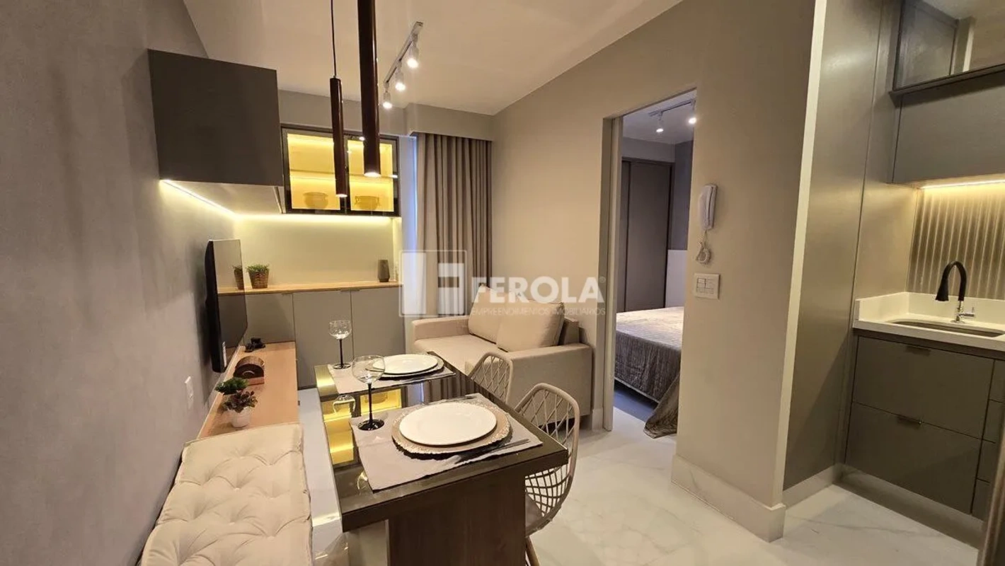 FEROLA PRIVATE VENDE LINDA KINTET-STUDIO - QMSW 05 - Mont Serrat Perfeita para m...