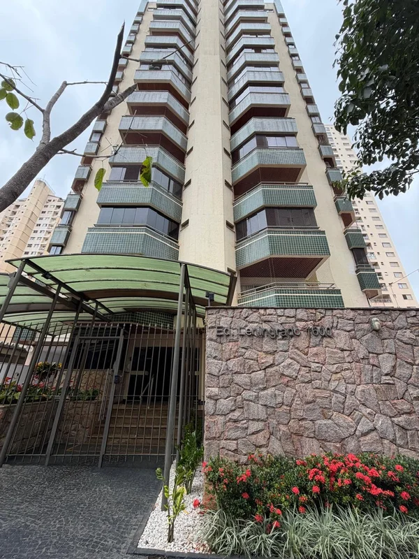 Leningrado 04 amplos quartos 02 Suítes DCE completa 02 Varandas Andar Mediano Pí...