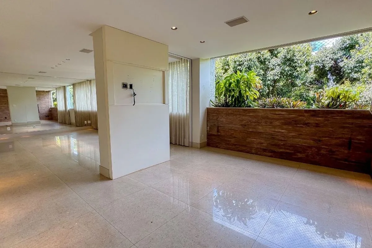 Excelente oportunidade para quem busca conforto, espaço e localização privilegia...