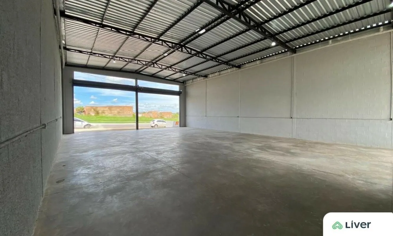 ?? O GALPÃO PERFEITO PARA O SEU NEGÓCIO ESTÁ AQUI! ???? 252m² de espaço construí...