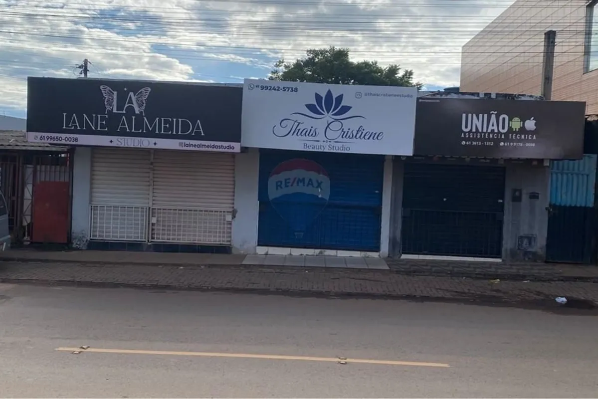 Excelente oportunidade de investimento! Lote comercial com 360m², ideal para que...