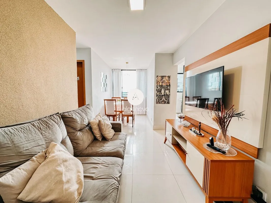 Algo Novo Imobiliária vende esse incrível apartamento na QI 02 do Guara 01. Um a...