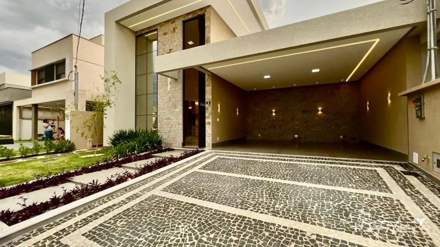 Casa térrea à venda no Jardins Bolonha, em Senador Canedo, com 165 m² de área co...