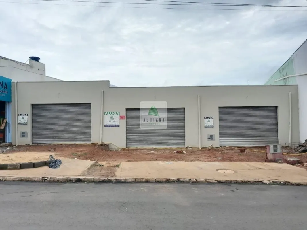 excelente localização Avenida Sérvio Túlio Jayme , que liga a cidades aos bairro...