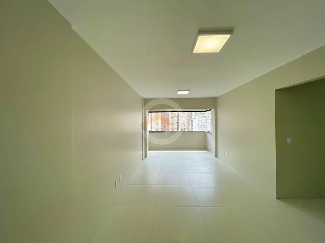 Apartamento reformado no Setor Bueno. 3 quartos, 1 suíte no Alto do Setor Bueno ...