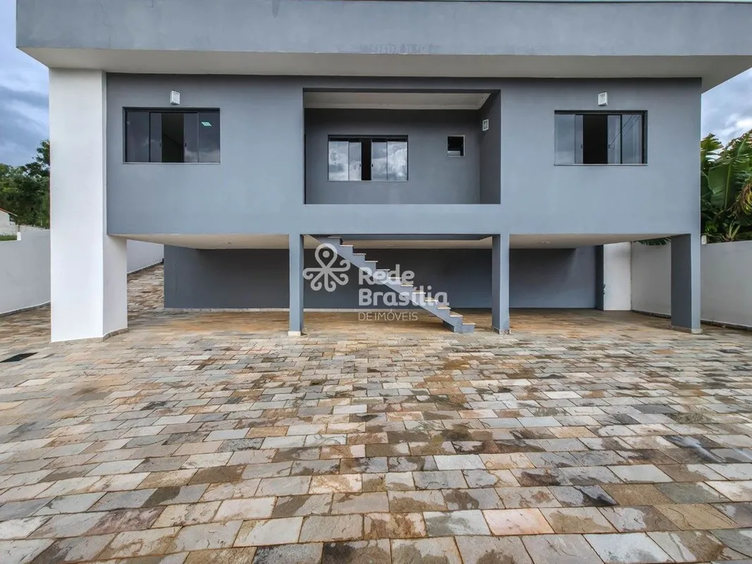 Excelente imóvel, ideal para quem busca conforto, privacidade e uma área de laze...