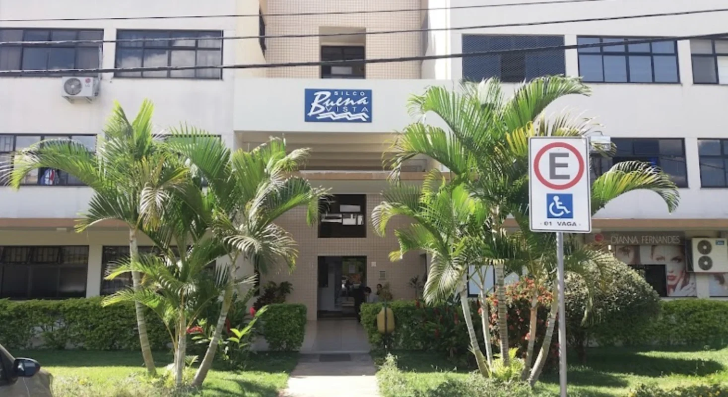 Conheça uma charmosa kitnet studio no coração do Lago Norte, em Brasília, na CA ...