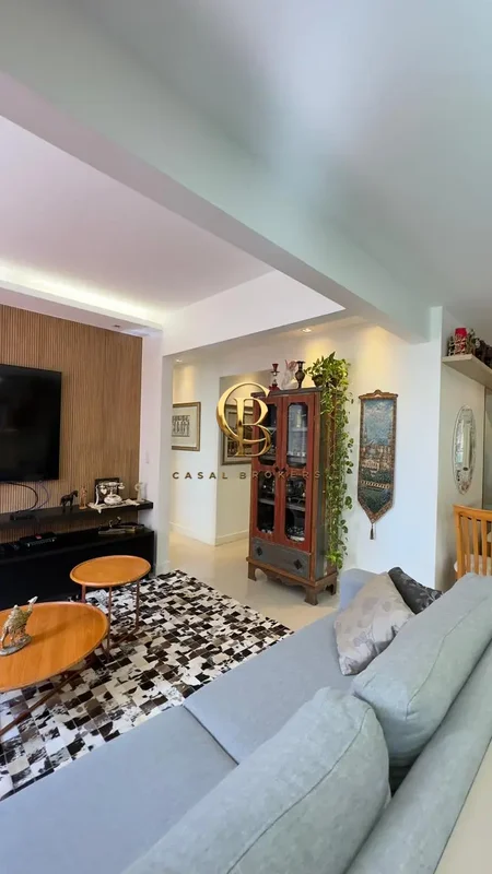 Apartamento reformado | 96 m² | Vista livreImóvel com excelente distribuição, am...
