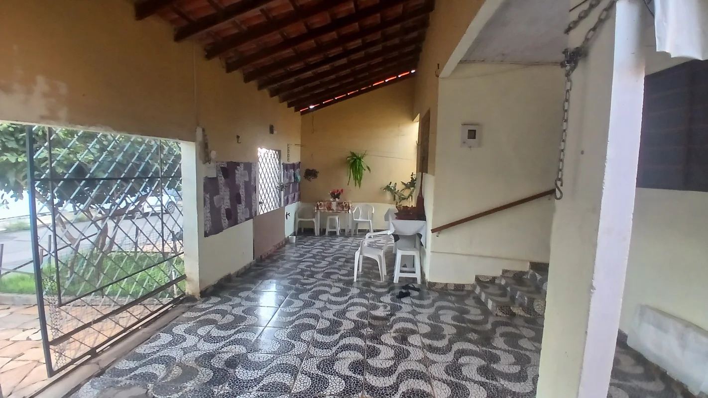 ?? Excelente Casa Térrea à Venda!Casa térrea com aproximadamente 100m² de área c...