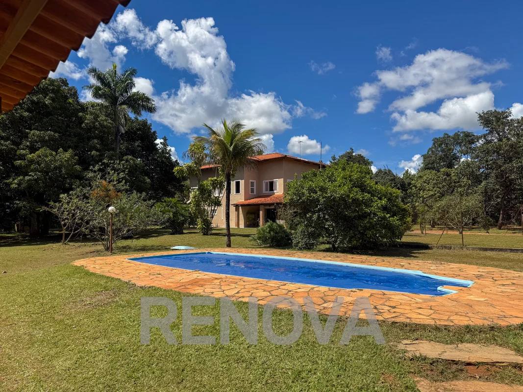 Casa ampla e sofisticada no Altiplano Leste, uma das regiões mais nobres e em as...