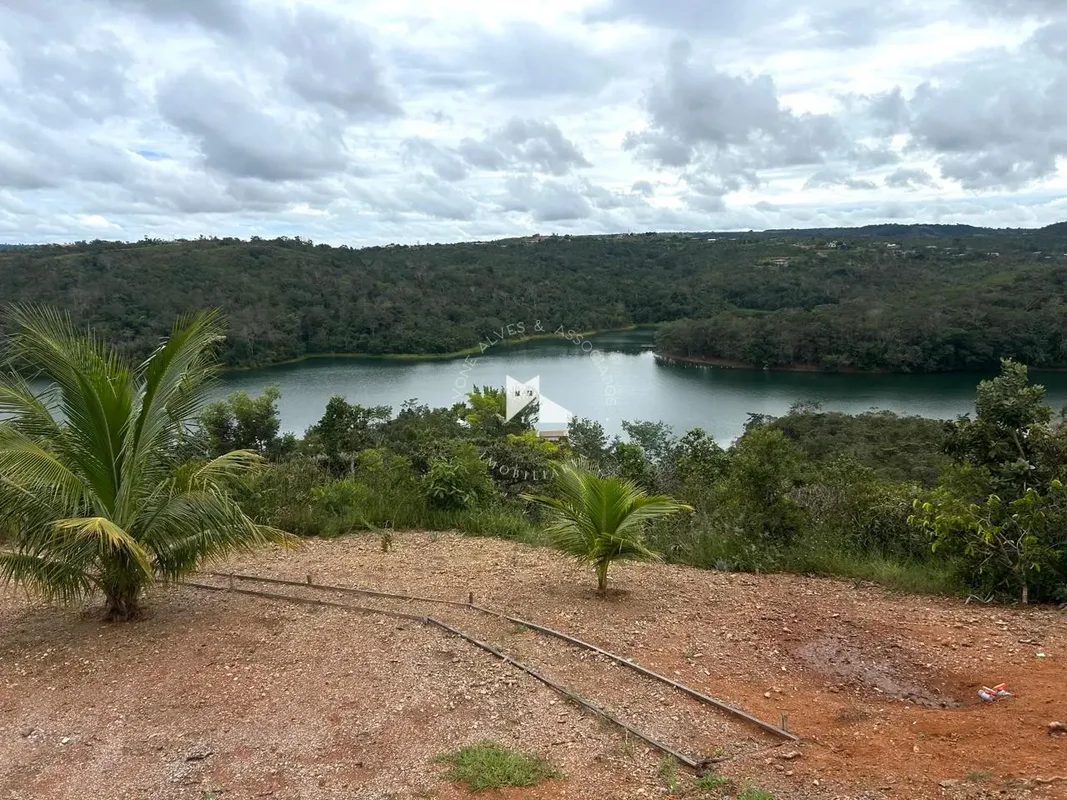 Oportunidade Única: Fazenda com 59,43 Hectares e Acesso à Represa Corumbá IV!Se ...