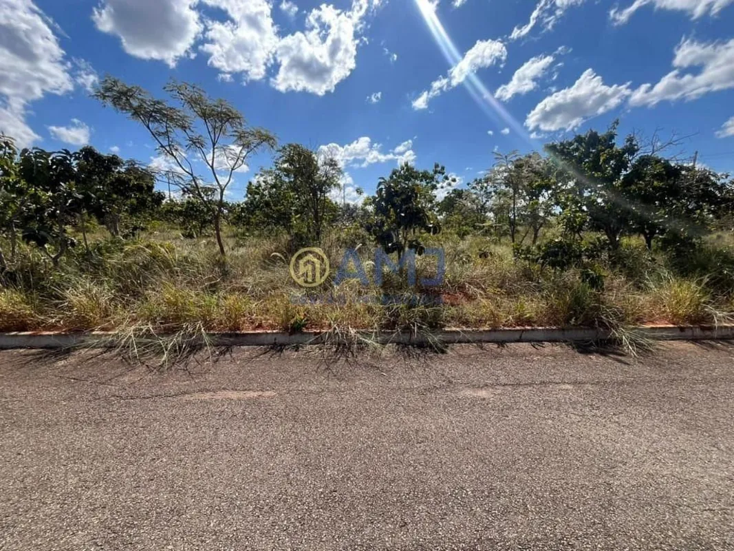 Lote à venda no Bairro Lagoa Quente de CaldasÁrea: 1.000,00m² - 20m x 50m 06/04/...