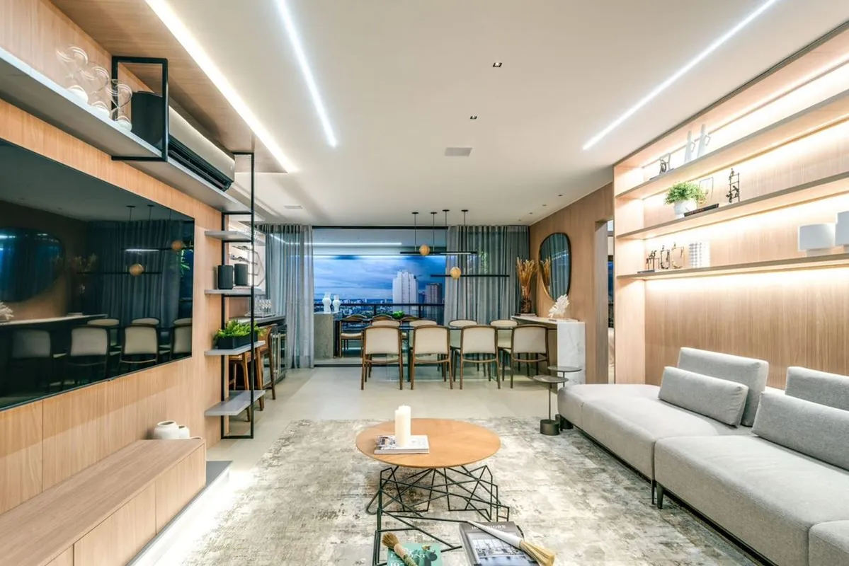 Platz 36 By BrasalLocalizado na T36 na parte nobre do Setor Bueno 171,77 m23 suí...