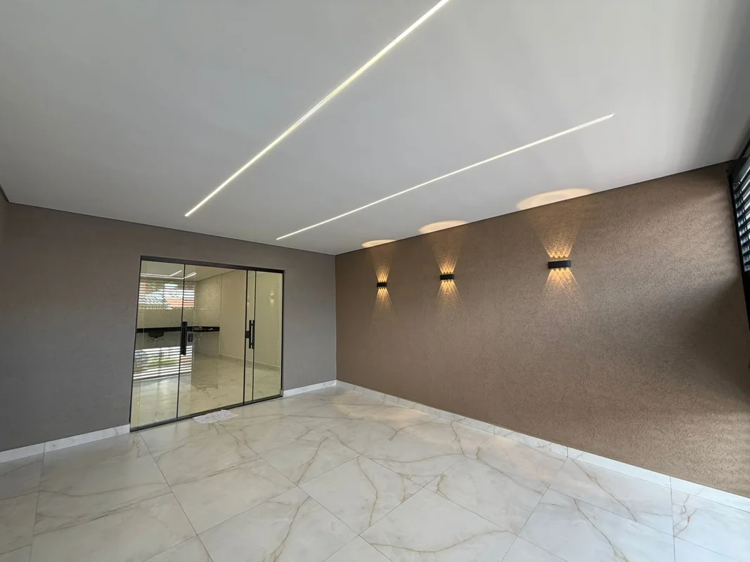 O lar que você merece está aqui!Casa com 140m² de conforto e sofisticaçãoP Norte...