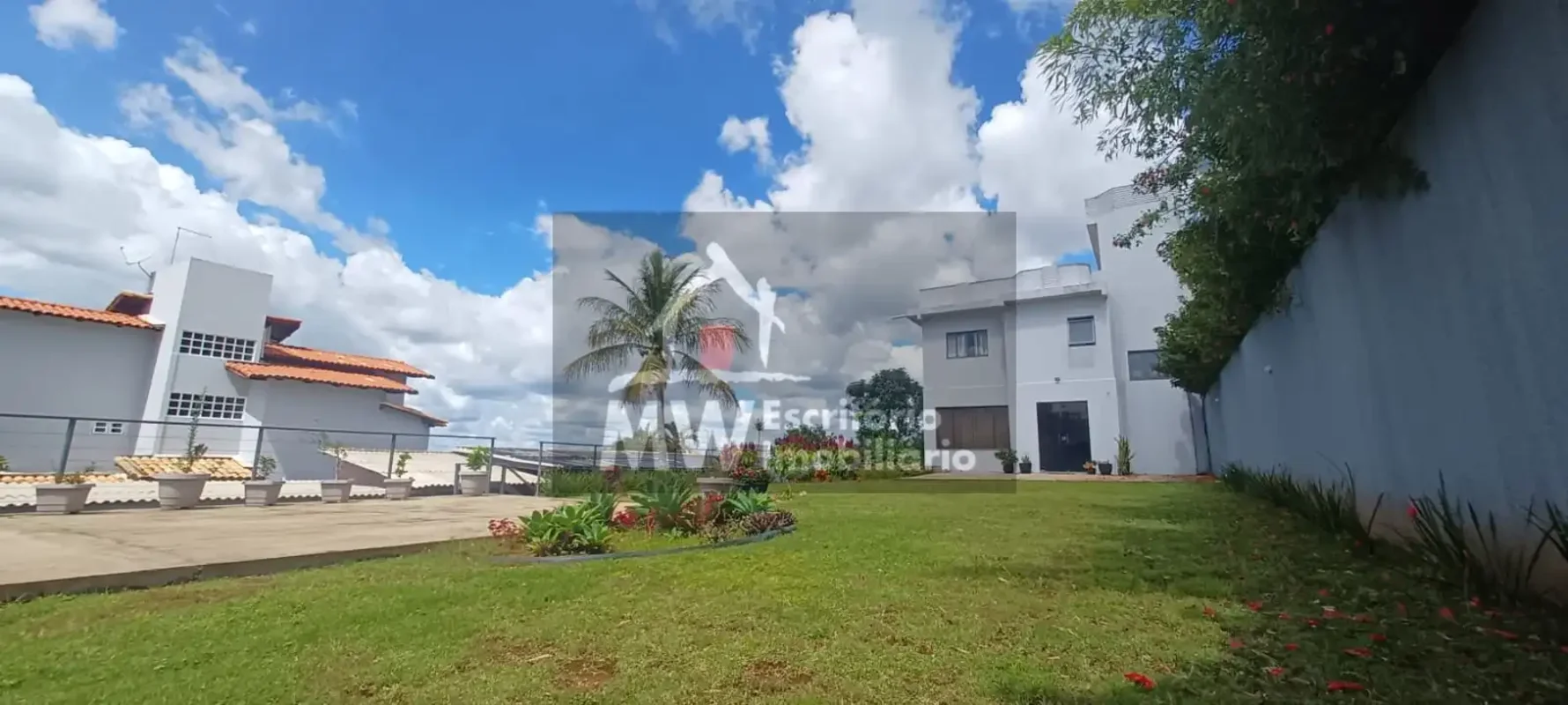 MW ESCRITÓRIO IMOBILIÁRIO VENDE MARAVILHOSA CASA NO SOLAR DE ATHENAS!ACEITA FINA...