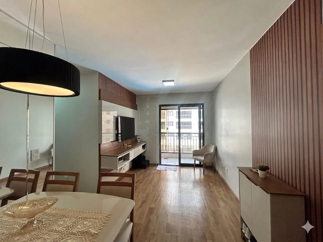 Residencial Via Solare – Samambaia 301Descrição do imóvel:•Apartamento de 2 quar...