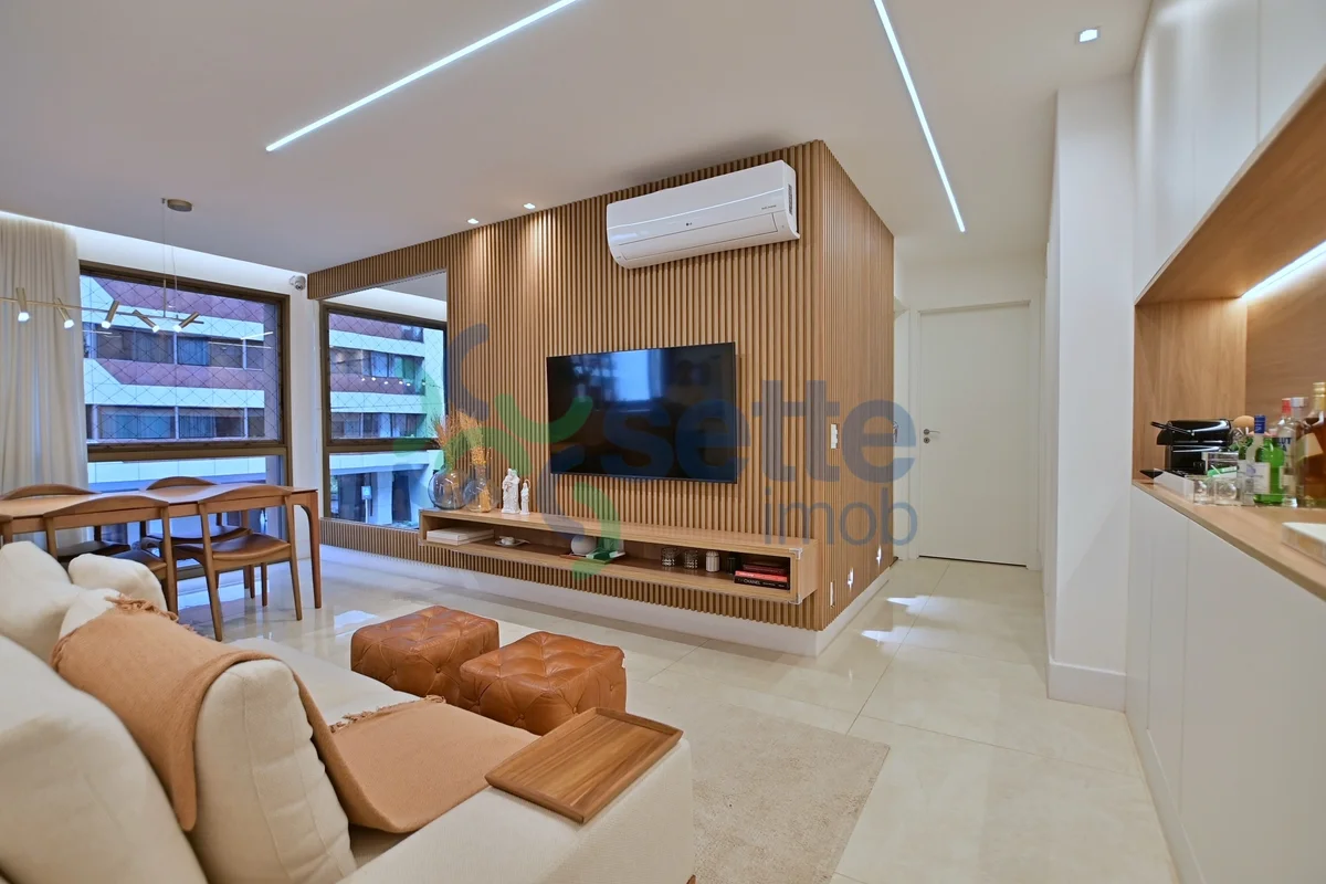 Apartamento reformado | 2 quartos | Suíte | 2 vagas | Villela e CarvalhoApartame...