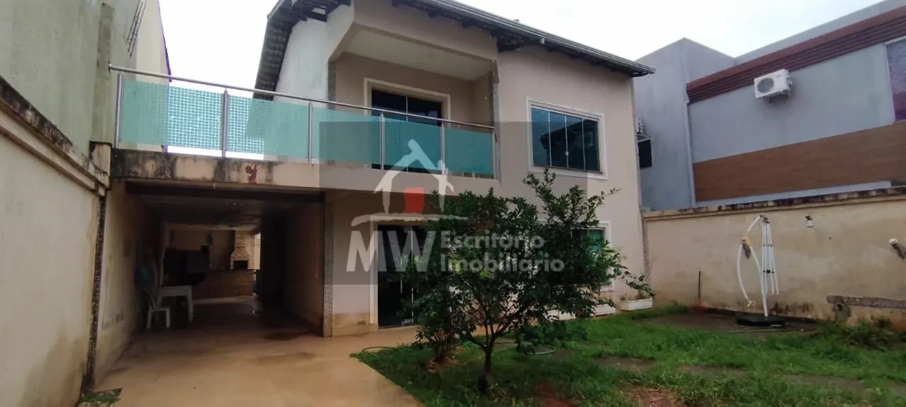 MW ESCRITÓRIO IMOBILIÁRIO VENDE EXCENTE CASA EM CONOMÍNIO REGULARIZADO NA DF 150...