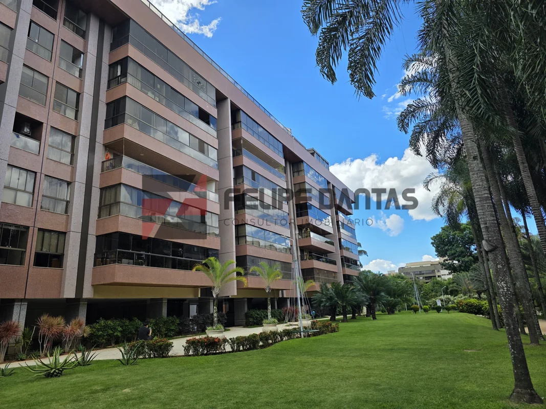 Exclusividade/RARIDADE, espaço e vista livre na SQN 311, um clássico do Plano Pi...