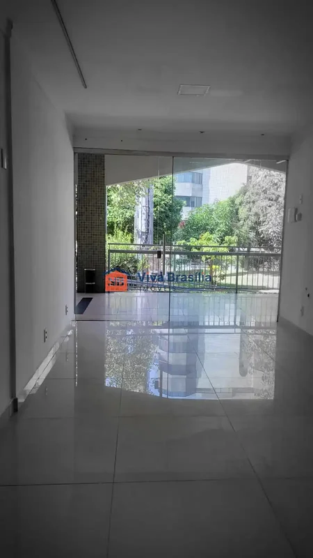 Oportunidade única na CLSW 102, Bloco B, no Sudoeste de Brasília: Loja de 25m² i...