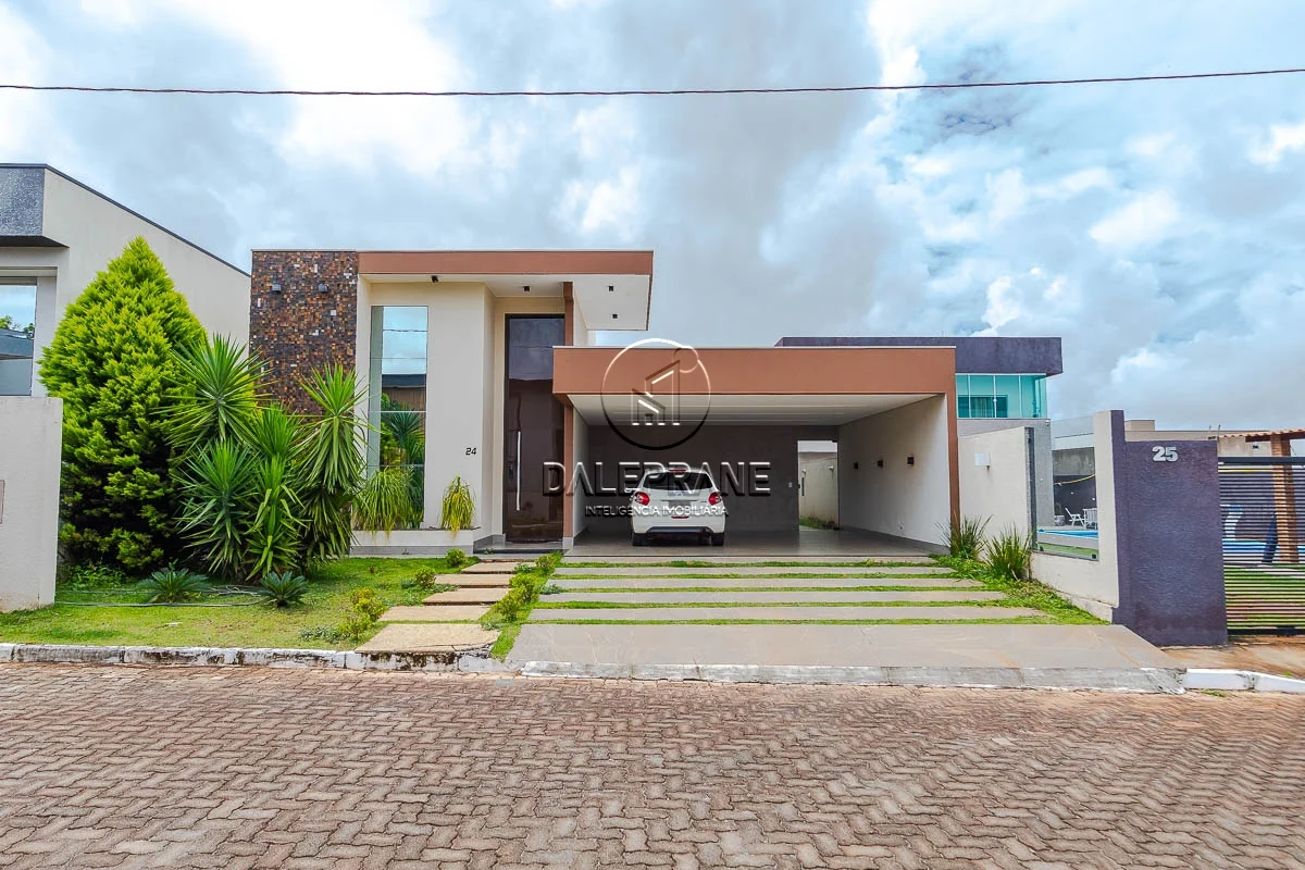 CASA MODERNA COM PISCINA — 3 SUÍTE – CONDOMÍNIO FECHADO | PONTE ALTA NORTE – GAM...
